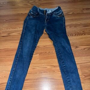 Takubar ladies jeans  size 32. Three button fastener with zip. Embellishment